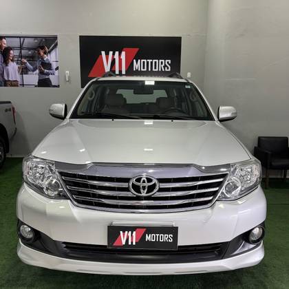 TOYOTA HILUX 2.7 SR 4X2 CD 16V FLEX 4P AUTOMÁTICO